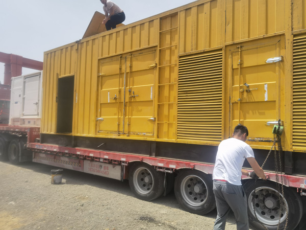 阆中汽油发电机对供油装置的要求