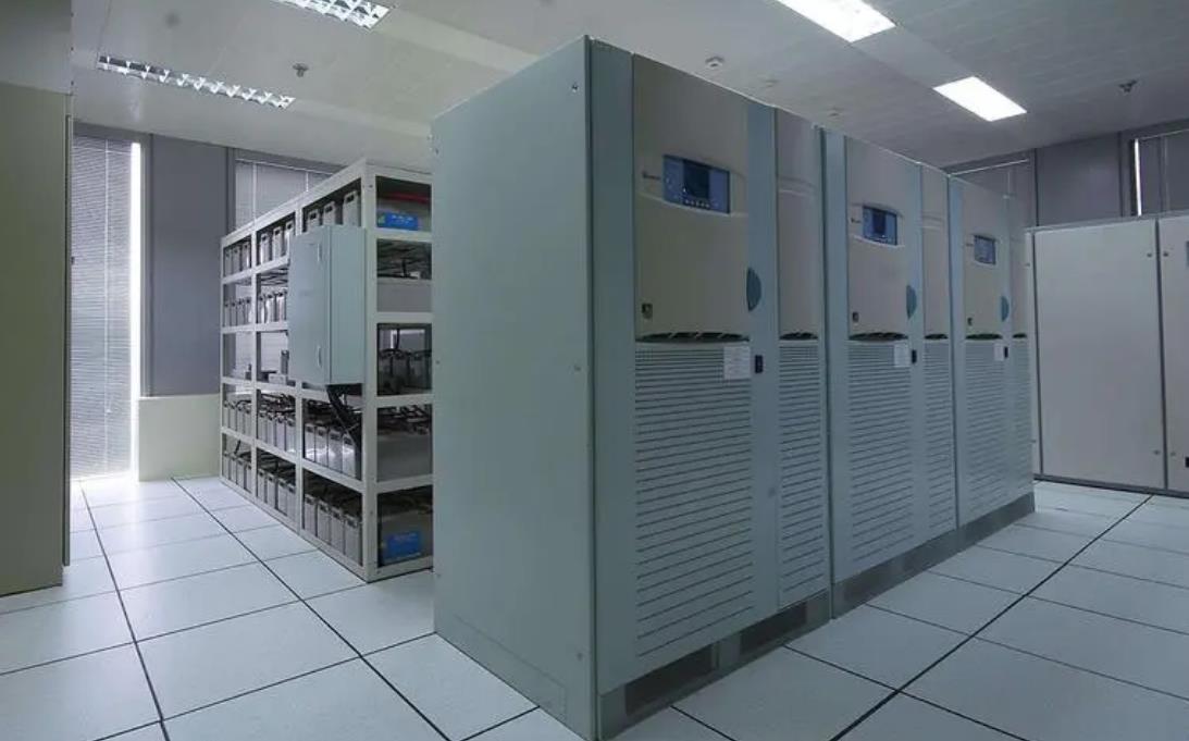 阆中UPS 电源的分类