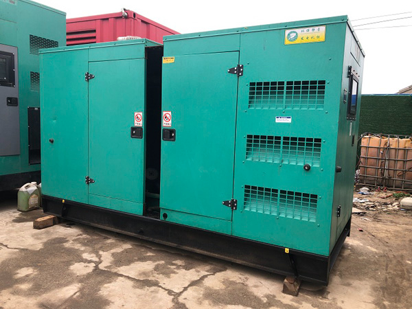 阆中怎样合理控制磷酸铁锂蓄电池的充放电倍率以延长其使用寿命？